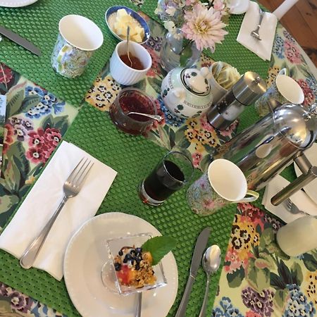 Bayview Pines Country Inn B&B มาโฺฮนเบย์ ภายนอก รูปภาพ