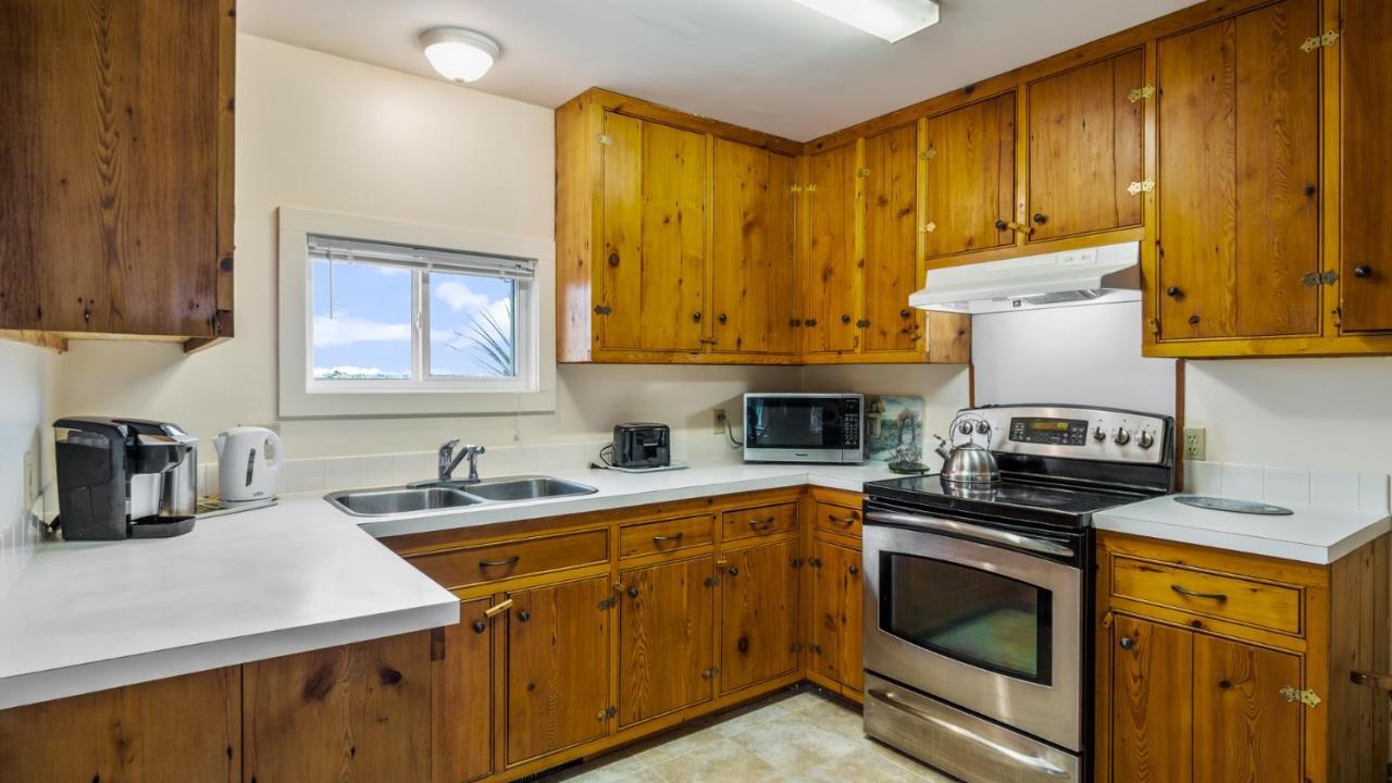 Bayview Pines Country Inn B&B มาโฺฮนเบย์ ภายนอก รูปภาพ