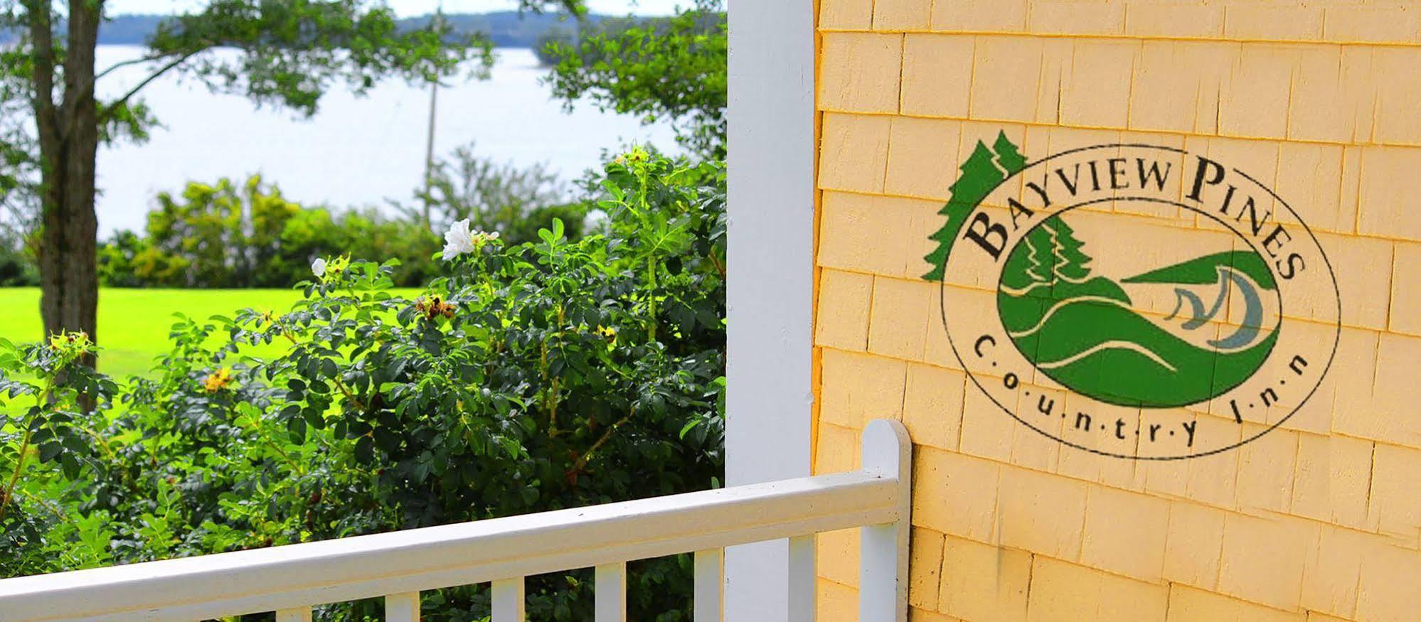 Bayview Pines Country Inn B&B มาโฺฮนเบย์ ภายนอก รูปภาพ